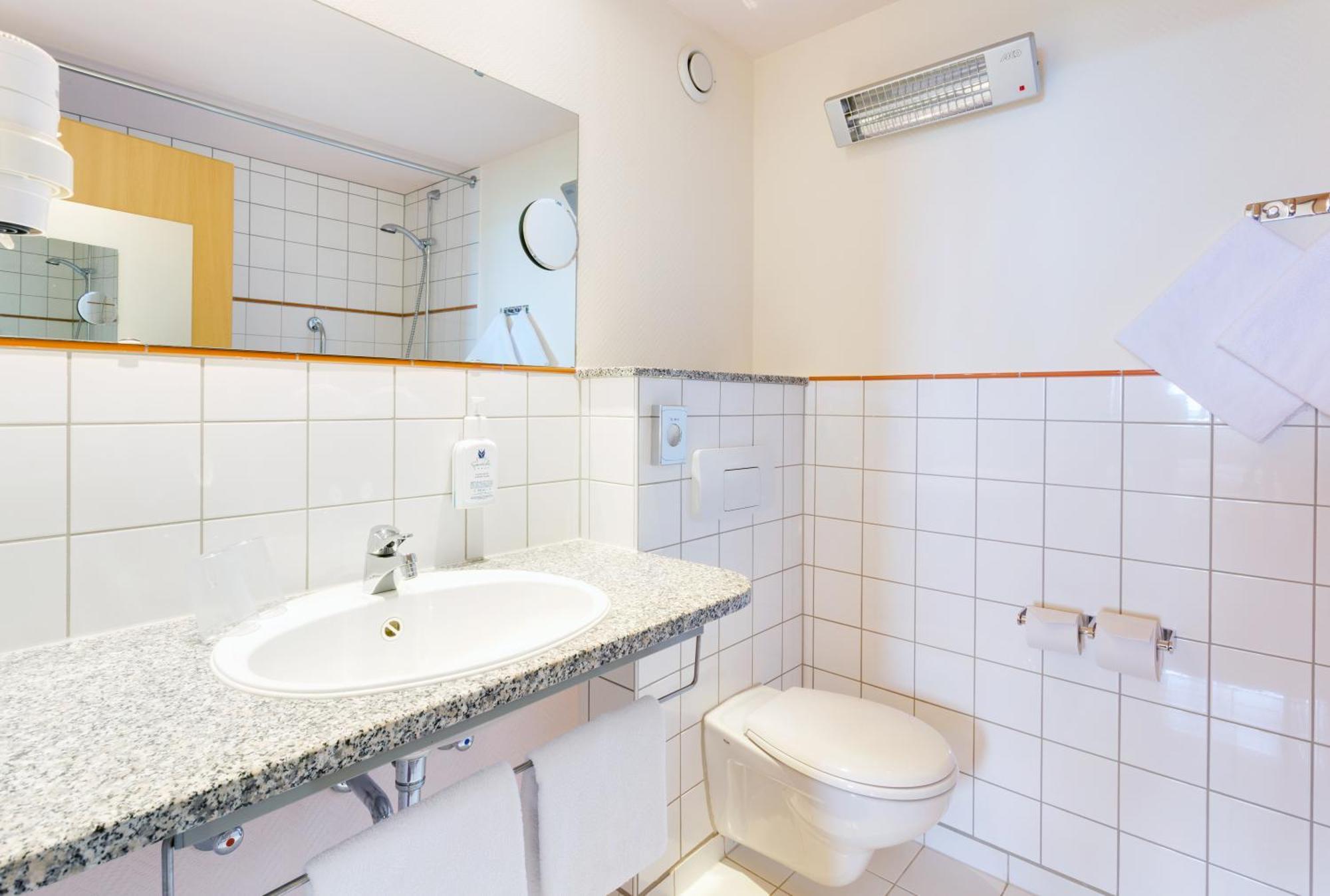Hotel Am Buehl Eibenstock Oda fotoğraf